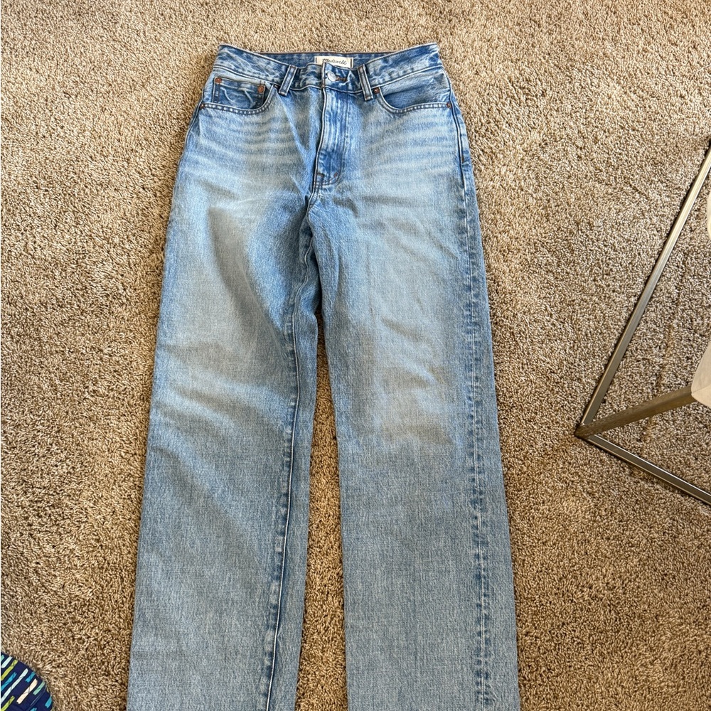 Madewell Women’s Curvy 90’s Straight Jeans